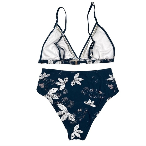 CUPSHE high waist eyelet bikini - Picture 5 of 9